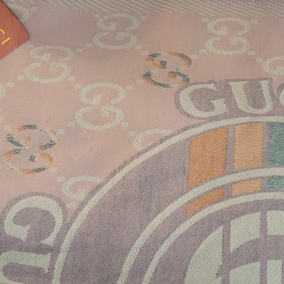 Gucci Pink and Orange Logo Scarf - Picture 1 of 1